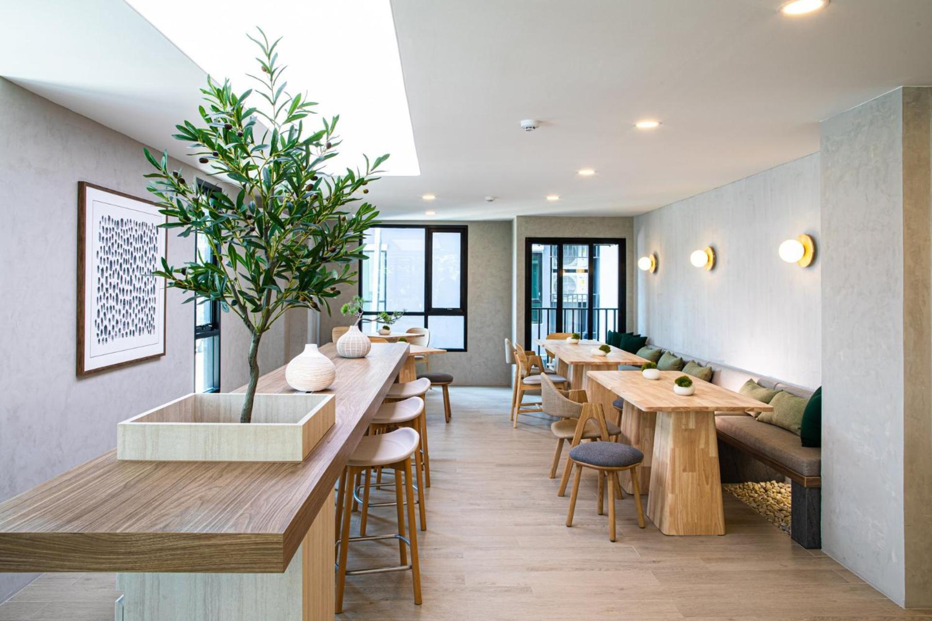 Wellness Stay & Hotel Sukhumvit 107 Banguecoque Exterior foto